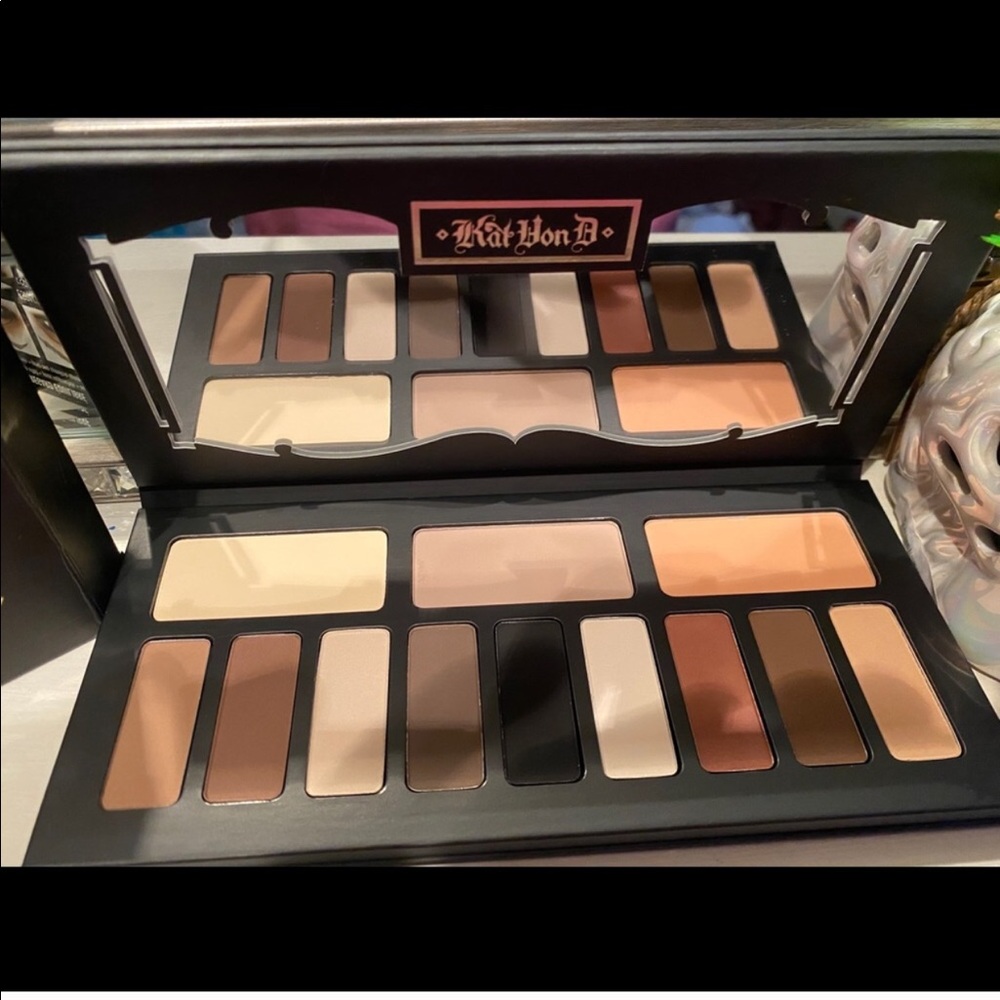 Kat Von D Pallet